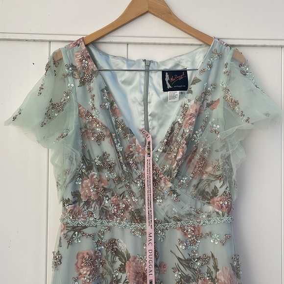 Mac Duggal - Blue Multi Floral Flutter Sleeve V-Neck Maxi Dress - Size 10 - Picture 4 of 17